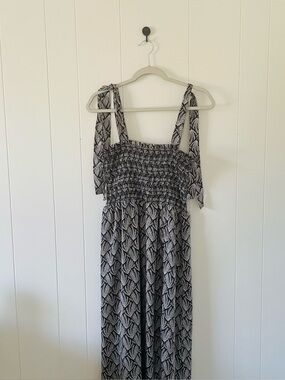 eesome Black & White Maxi Dress with Smocked Bodice and Tie Straps